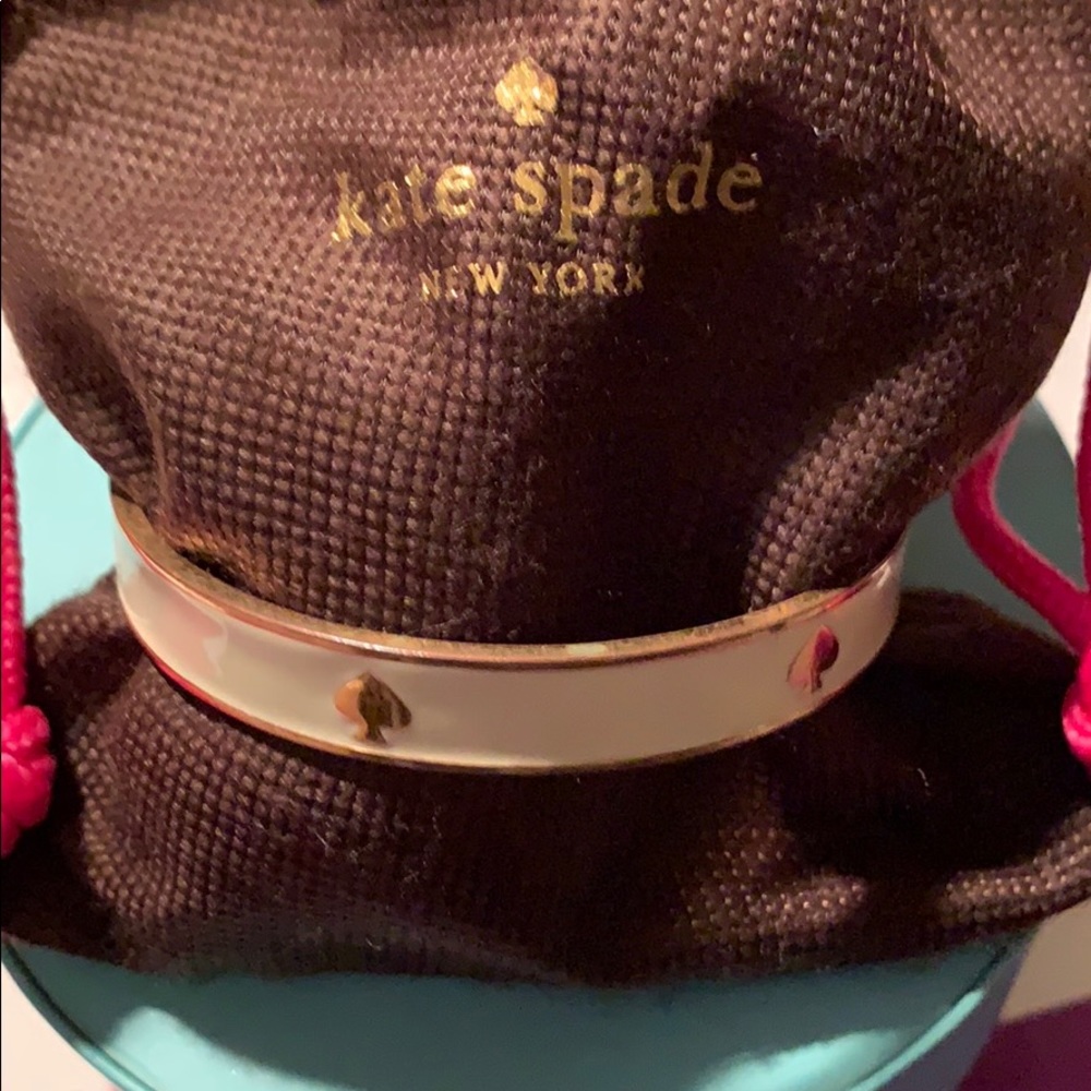 Kate Spade Bengal Gold w/ inlay gold  “♠️ “must 👀